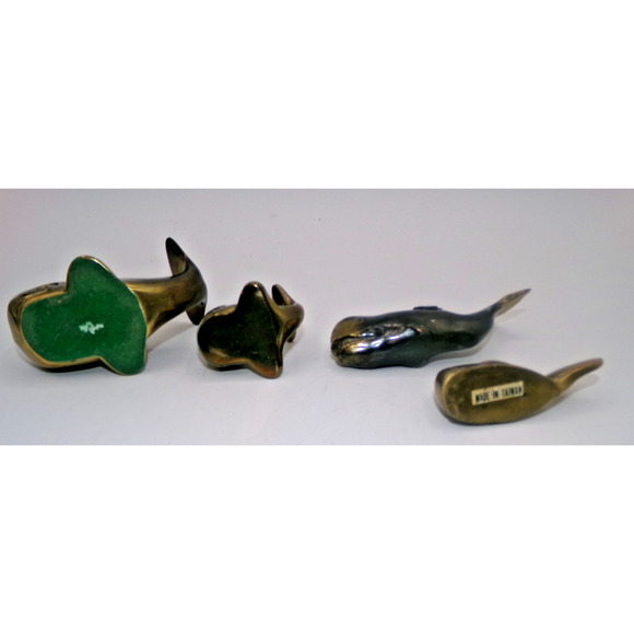 Lot of 4 Vintage Brass Whale fish Nautical Figurine Paperweights mermaid friends - Picture 12 of 16
